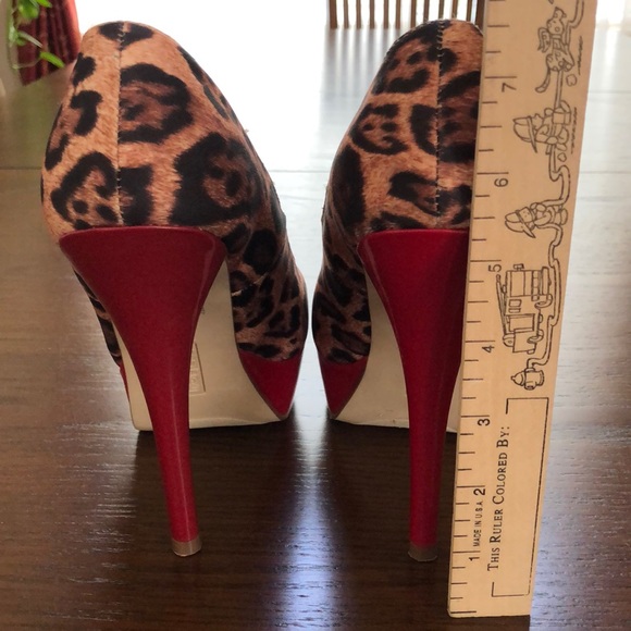 High heels animal print sexy shoes. - Picture 3 of 6